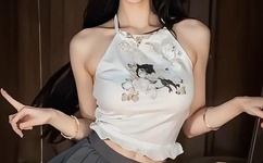 迈开腿让学长尝尝你的草莓游戏